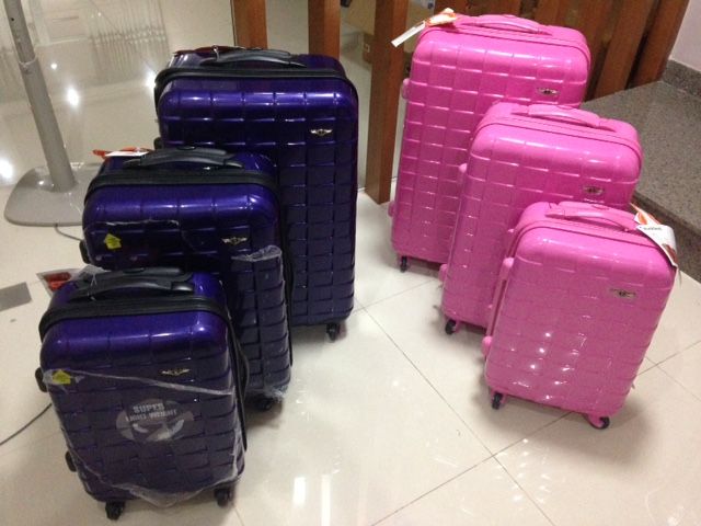 Bán 2 bộ vali cao cấp gấp