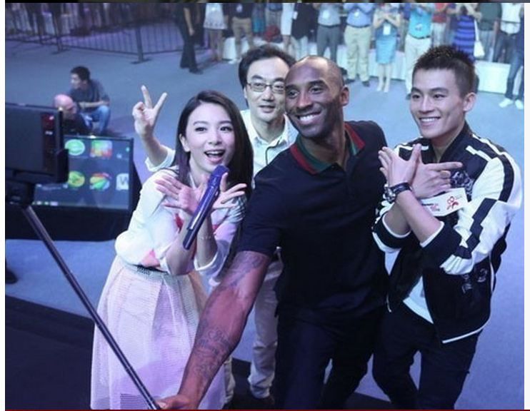 Selfie Stick with Bluetooth Shutter