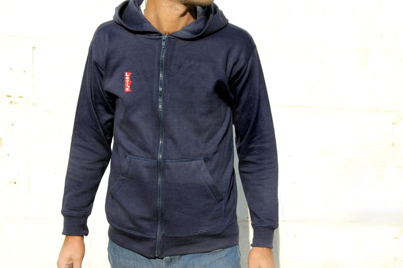 http://i1109.photobucket.com/albums/h427/jamshafiq_hussain/image-snew/levis-hoodie.jpg