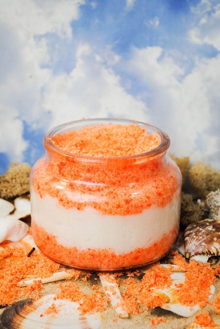 Looking for a fun way to celebrate one of the most beloved fish of all time? Whip up a colorful homemade body scrub recipe inspired by Finding Nemo! It’s a great gift idea, party activity or just a fun body scrub DIY to brighten up your own bathroom shelf. The orange scent is amazing!