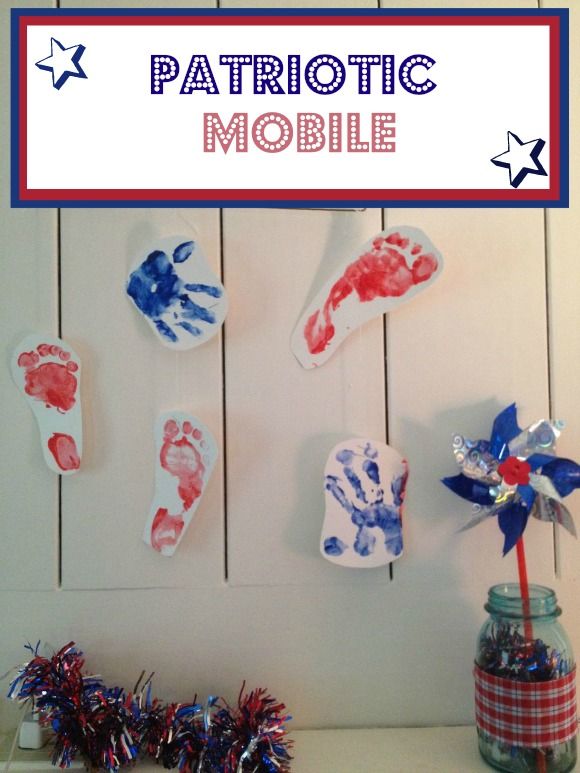 Easy 4th of July Craft for Kids: The Perfect Patriotic Hand Print Mobile