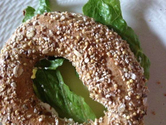 Easy Healthy Recipes: Bagel with Cream Cheese and Salmon Easy Healthy Recipes: Bagel with Cream Cheese and Salmon