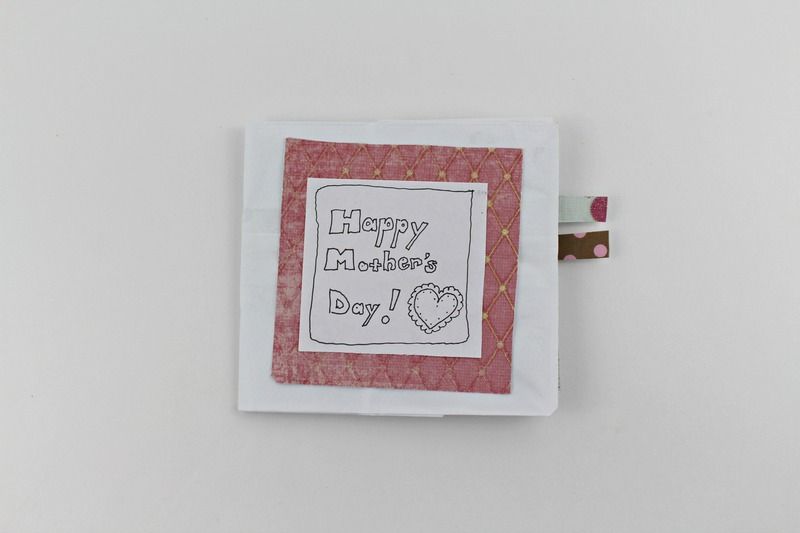 Unique DIY Mother's Day card made with bags!