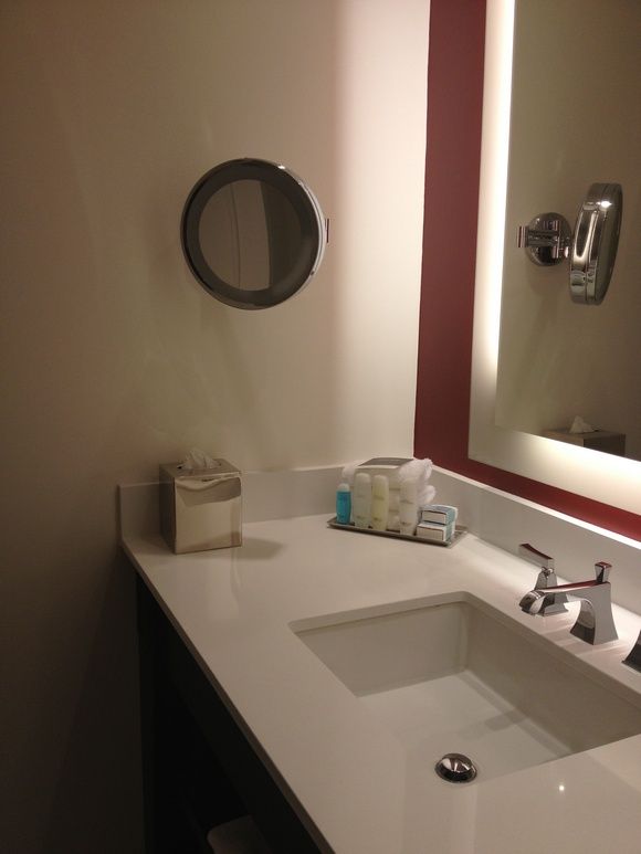 King Edward Hotel Review: Bathroom King Edward Hotel Review: Bathroom