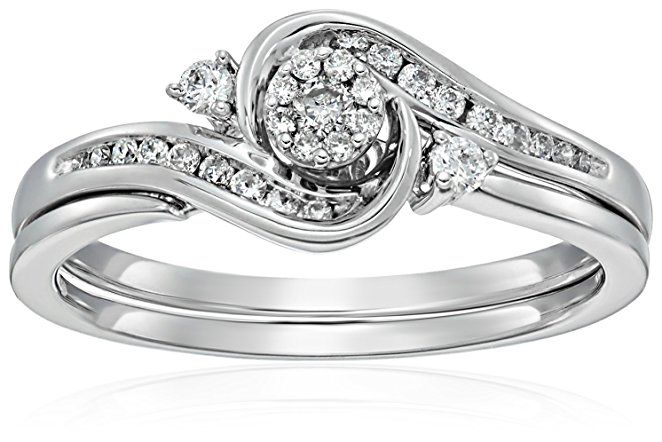 Stressing over finding the perfect wedding bands that you’ll love for a lifetime? Check out these 8 gorgeous wedding ring sets!