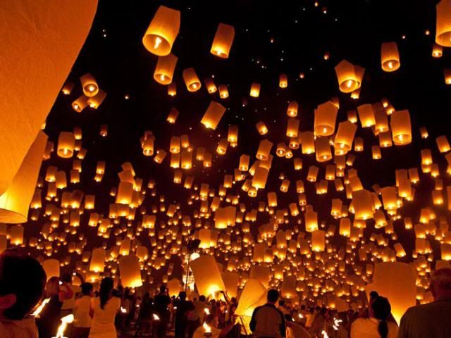  photo Thai-Sky-Lanterns1.jpg