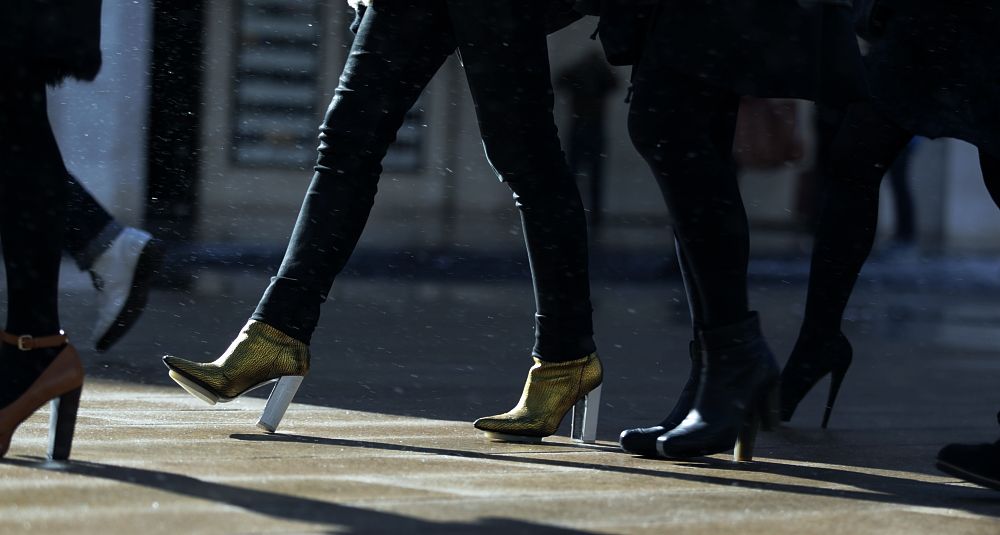 IMAGE: http://i1109.photobucket.com/albums/h433/shutter_dreams/1Div/1984a_zpsa639a94a.jpg