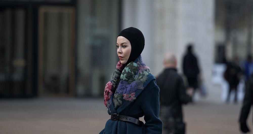 IMAGE: http://i1109.photobucket.com/albums/h433/shutter_dreams/1Div/2215a_zps645861c3.jpg