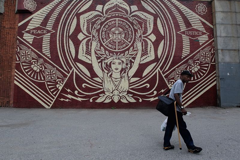 IMAGE: http://i1109.photobucket.com/albums/h433/shutter_dreams/1Div/MKO_0245_zps73375689.jpg