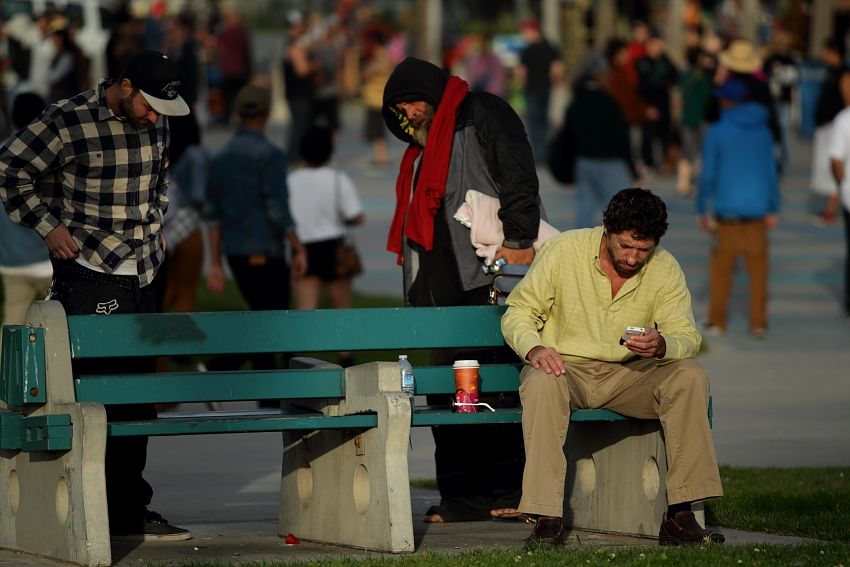 IMAGE: http://i1109.photobucket.com/albums/h433/shutter_dreams/1Div/MKO_2550_zps1614a3f0.jpg