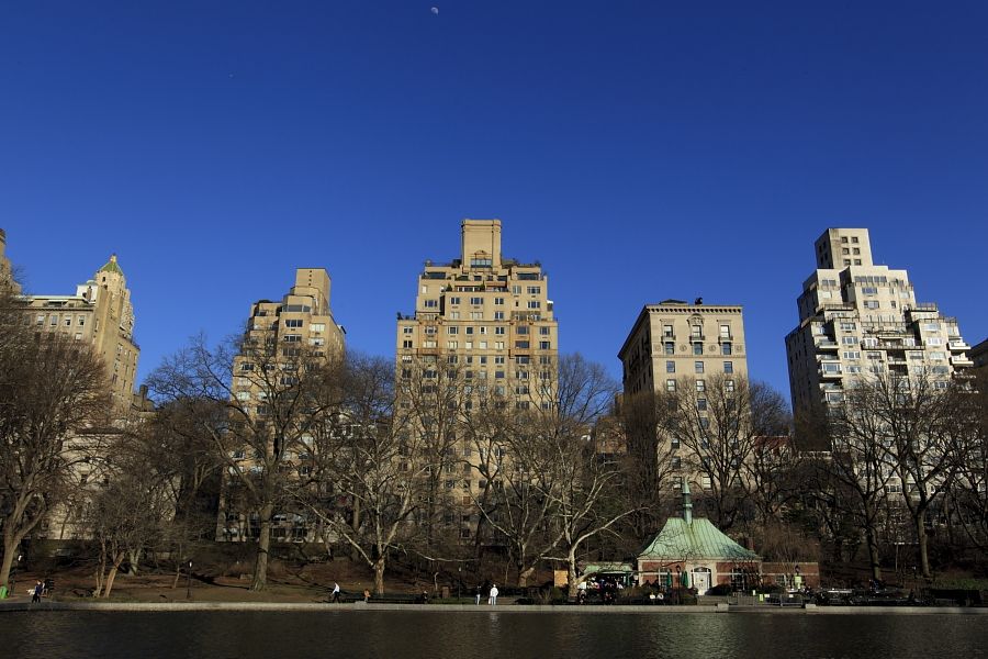 IMAGE: http://i1109.photobucket.com/albums/h433/shutter_dreams/1Div/MKO_5715_zpscc4018cf.jpg