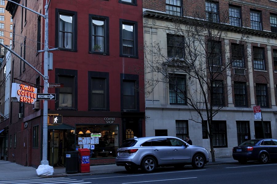 IMAGE: http://i1109.photobucket.com/albums/h433/shutter_dreams/1Div/MKO_5739_zps93d1643b.jpg