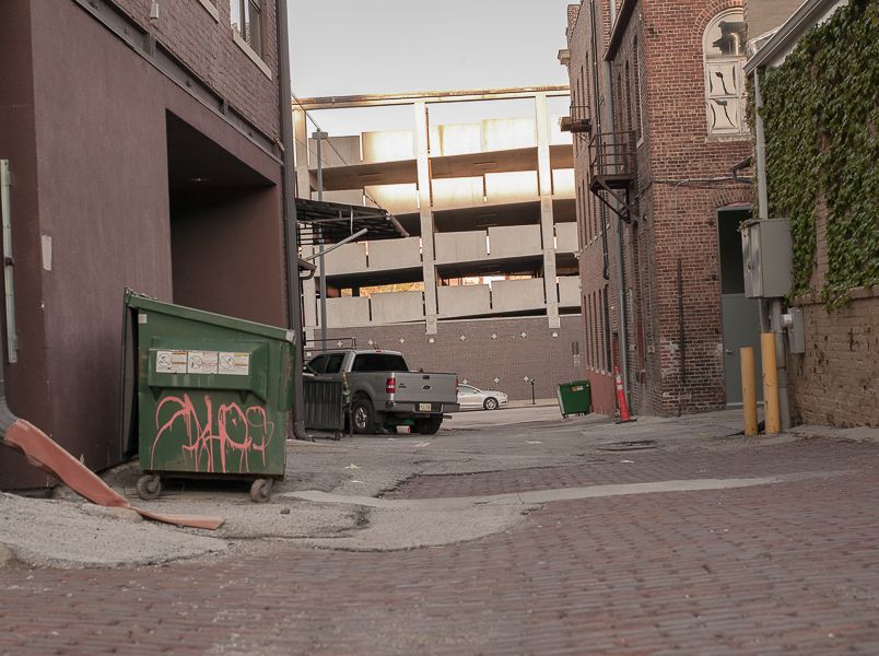 IMAGE: http://i1109.photobucket.com/albums/h433/shutter_dreams/500cm/CF329516-3_zpsgqcbecz8.jpg