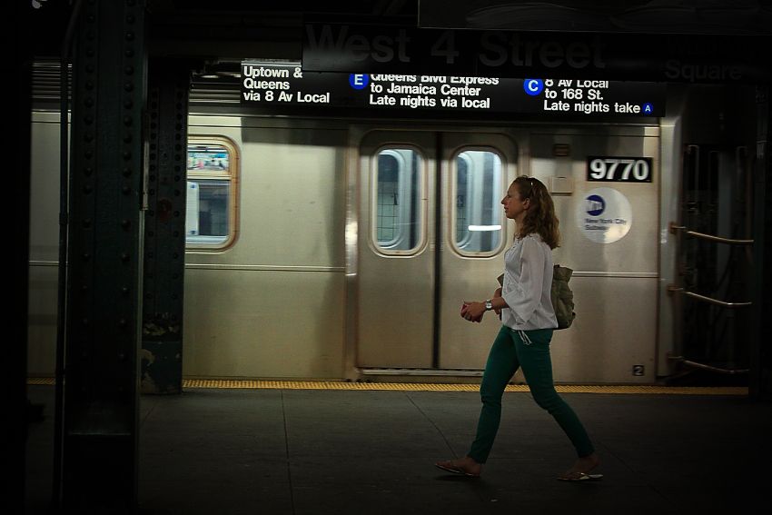 IMAGE: http://i1109.photobucket.com/albums/h433/shutter_dreams/50D/IMG_9240_zps2598ae7e.jpg