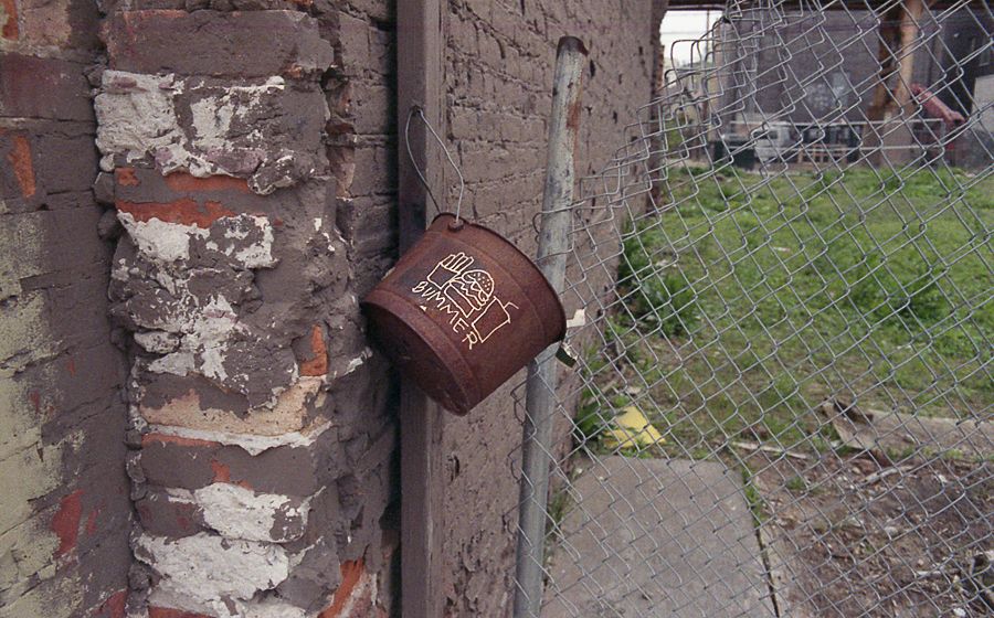 IMAGE: http://i1109.photobucket.com/albums/h433/shutter_dreams/AE1/img084-2_zps5sq1ddon.jpg