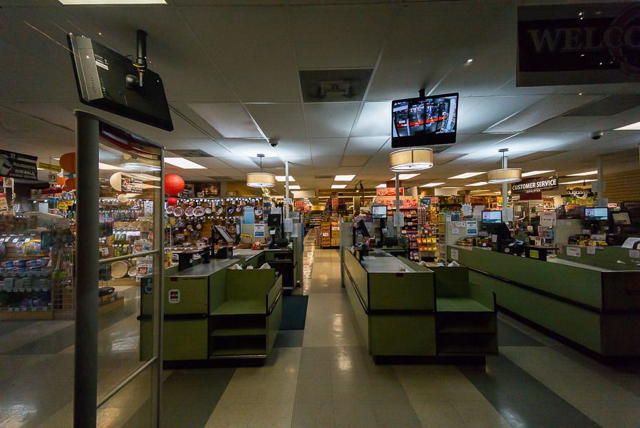 IMAGE: http://i1109.photobucket.com/albums/h433/shutter_dreams/m-p/L1000487_zpsxqbwcnsg.jpg