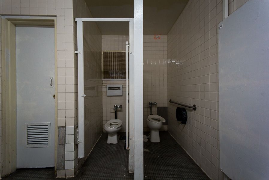 IMAGE: http://i1109.photobucket.com/albums/h433/shutter_dreams/m-p/L1000521_zpsttffusj0.jpg