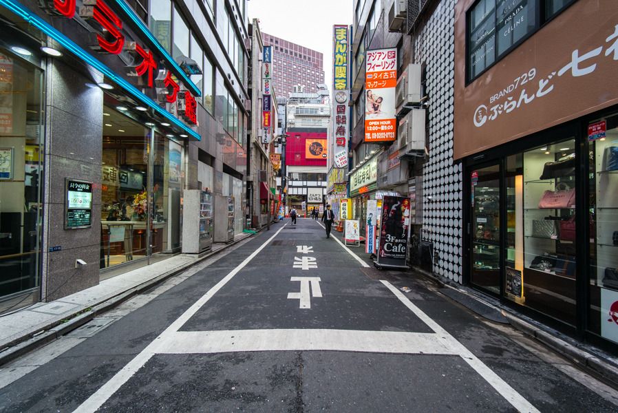 IMAGE: http://i1109.photobucket.com/albums/h433/shutter_dreams/m-p/L1001320_zps0etltbbf.jpg