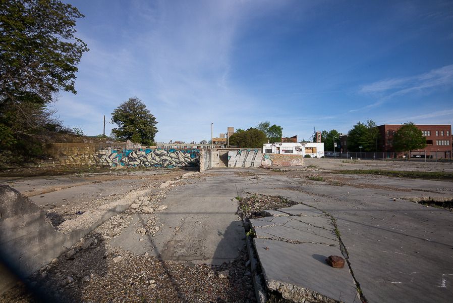 IMAGE: http://i1109.photobucket.com/albums/h433/shutter_dreams/m-p/L1003853_zpsatbbicdh.jpg