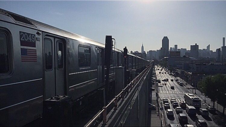 IMAGE: http://i1109.photobucket.com/albums/h433/shutter_dreams/misc/image_zpswvyc7klh.jpg