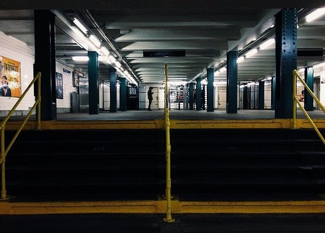 IMAGE: http://i1109.photobucket.com/albums/h433/shutter_dreams/misc/photo4_zpsa4e804d9.jpg