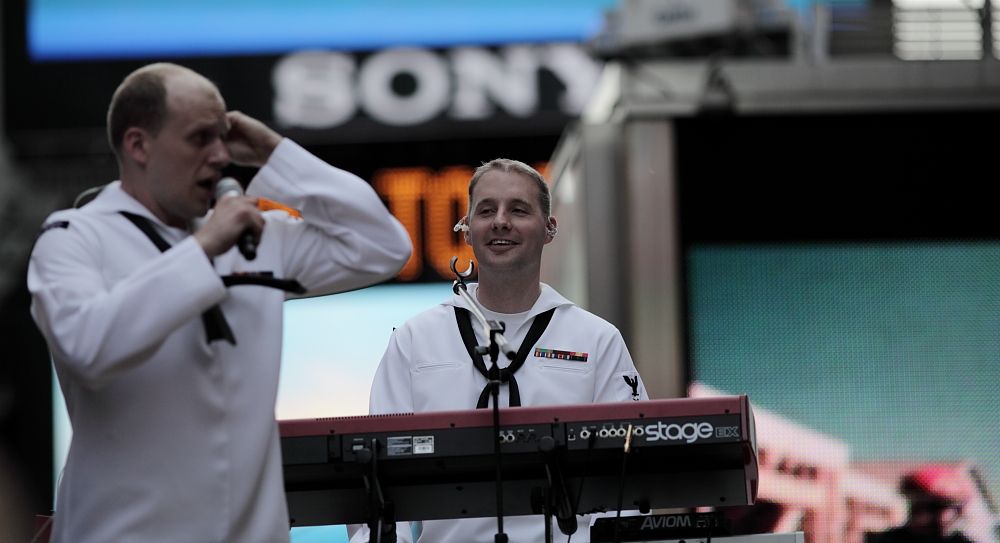 IMAGE: http://i1109.photobucket.com/albums/h433/shutter_dreams/mkii/IMG_3732.jpg