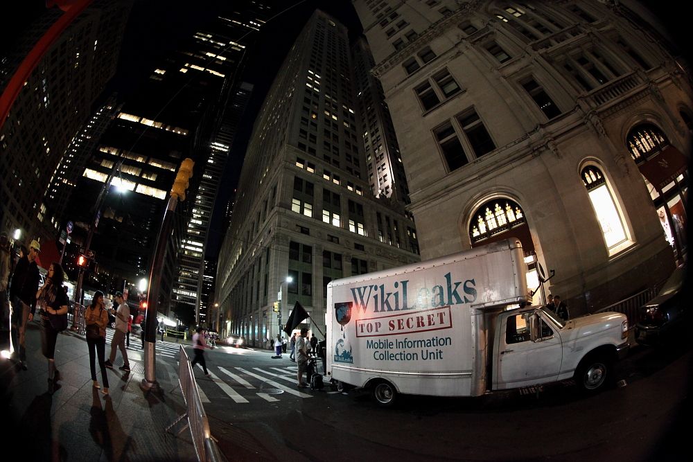 IMAGE: http://i1109.photobucket.com/albums/h433/shutter_dreams/mkii/IMG_6267.jpg