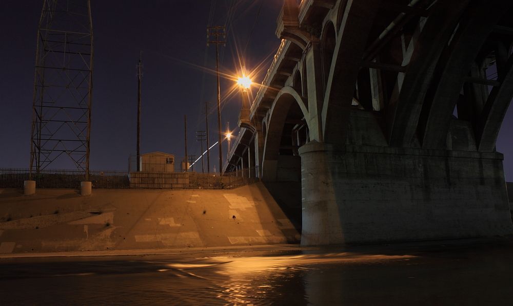 IMAGE: http://i1109.photobucket.com/albums/h433/shutter_dreams/museum/IMG_1232b_zps90e2cf84.jpg