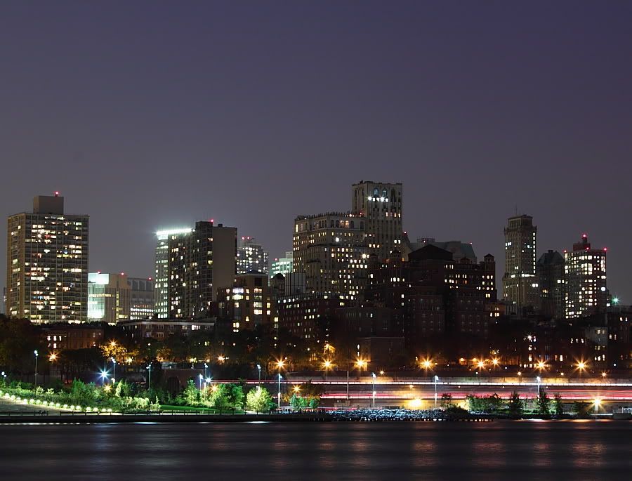 IMAGE: http://i1109.photobucket.com/albums/h433/shutter_dreams/museum/IMG_4230a.jpg