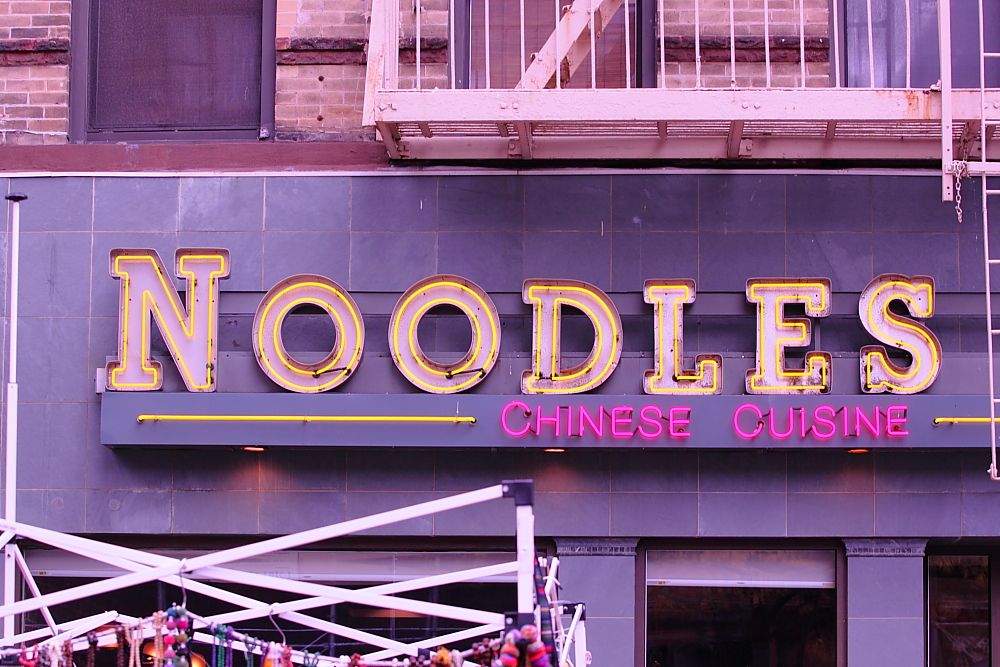 IMAGE: http://i1109.photobucket.com/albums/h433/shutter_dreams/museum/IMG_7547.jpg