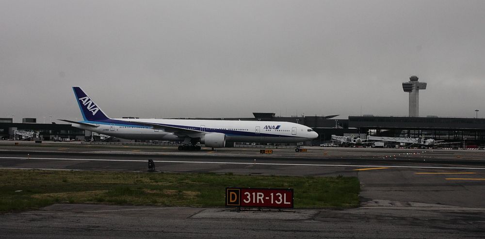 IMAGE: http://i1109.photobucket.com/albums/h433/shutter_dreams/museum/IMG_9686_zps3708dbd8.jpg