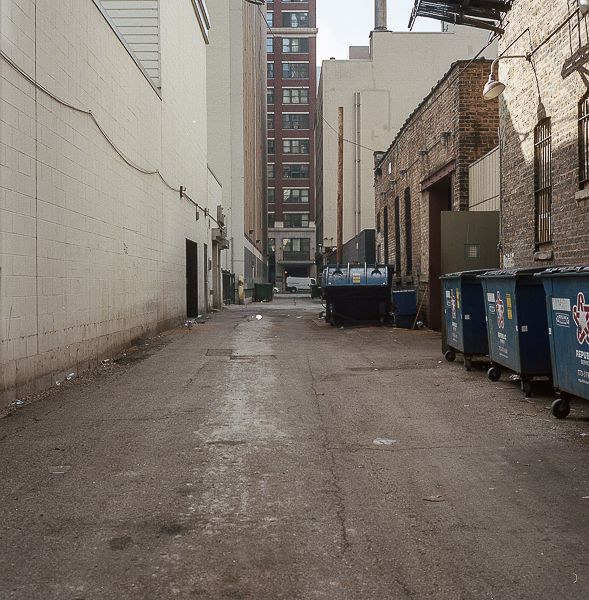 IMAGE: http://i1109.photobucket.com/albums/h433/shutter_dreams/rollei/img042-6_zps01pewaxq.jpg