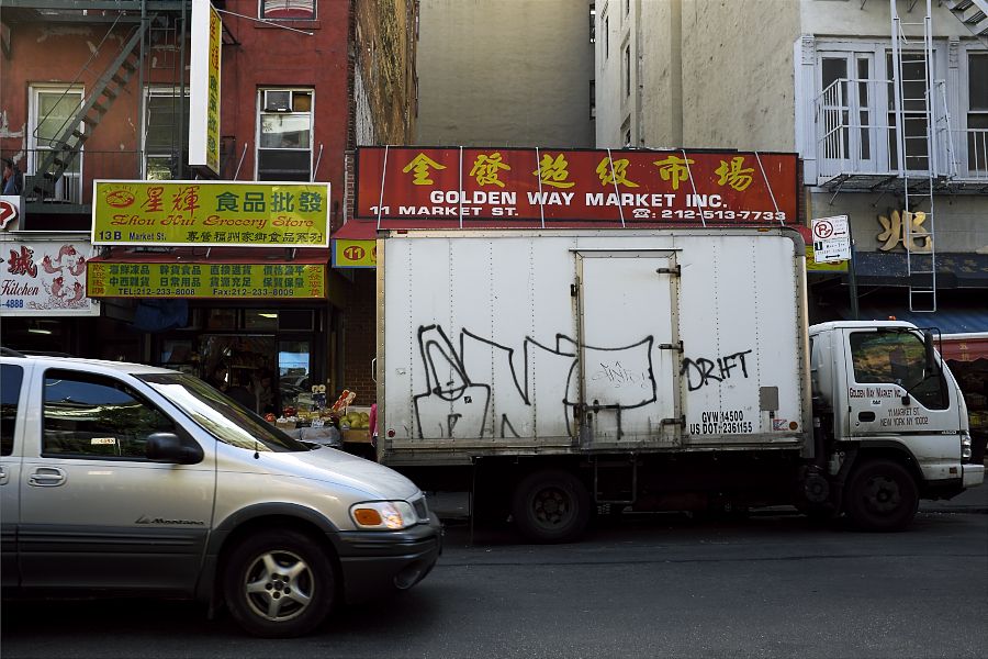 IMAGE: http://i1109.photobucket.com/albums/h433/shutter_dreams/x100s/DSCF2794_zps8a80ddcf.jpg