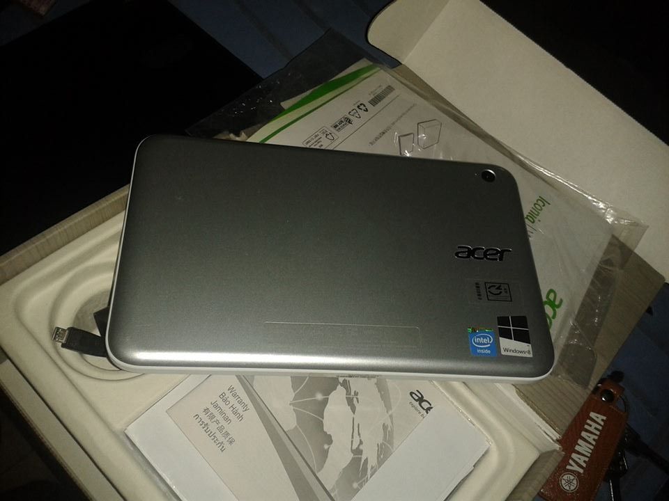 Acer Iconia W3 810 Fullbox 99% còn bảo hành 4 tháng giá good - 1