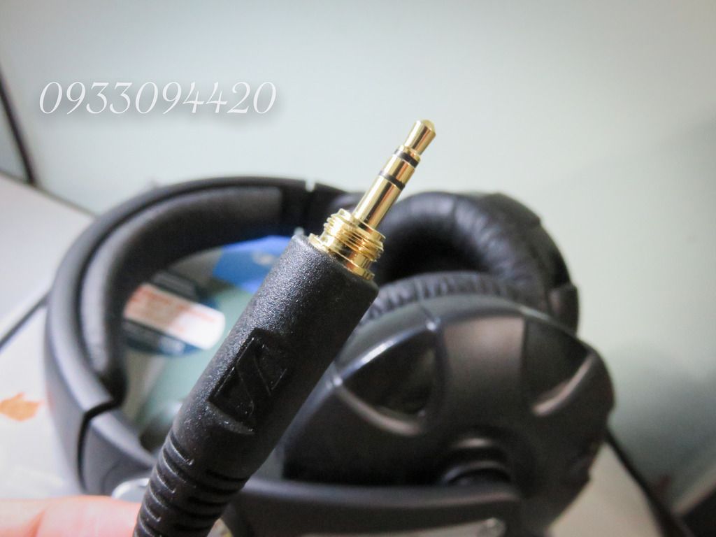 [ĐÔN GIÁ]Lên sàn Tai Nghe SENNHEISER Headphone HD215 II  BH đến T2/2018 - End 23h59 - 28/3 - 7