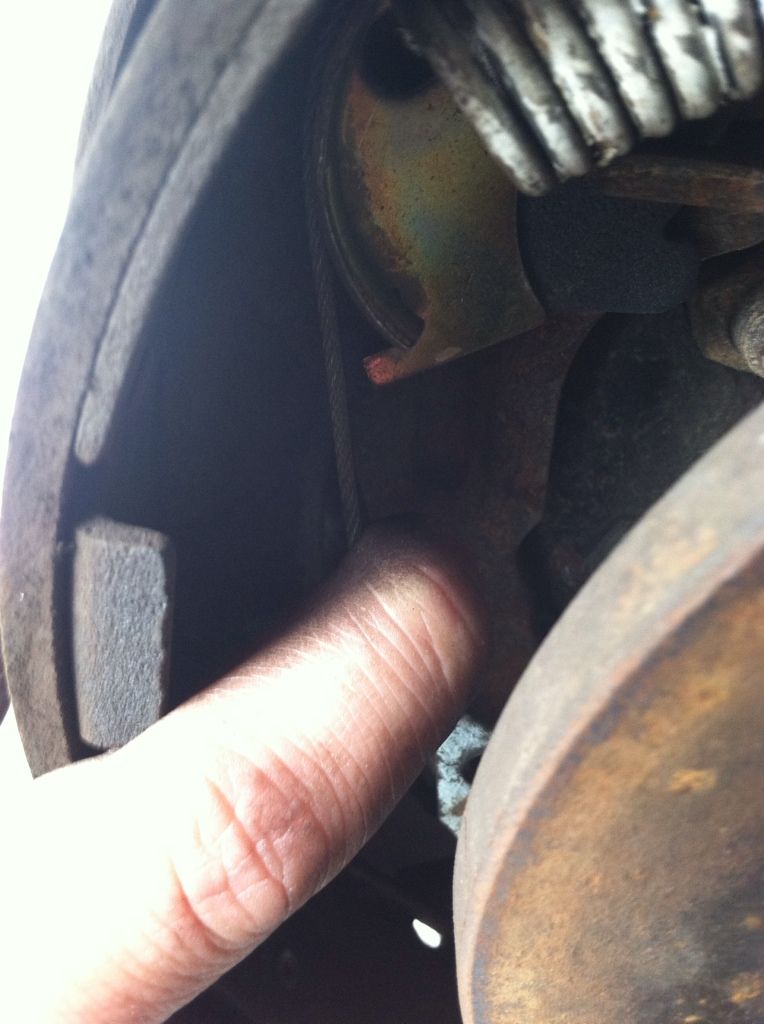 Problem with getting the ebrake self adjusting lever. is the cable too