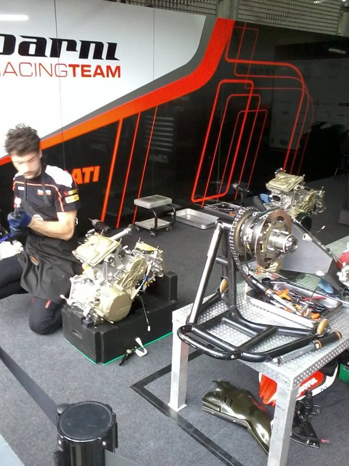 motor%20ducati_zps74nrepwb.jpg