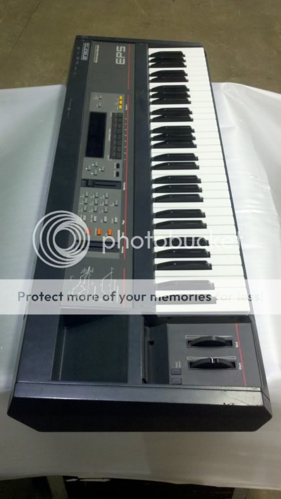 Ensoniq EPS 61 Key Synthesizer  