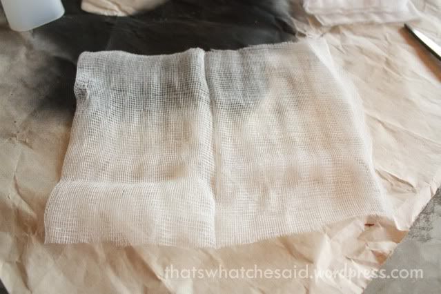 Uses for Cheesecloth - Halloween Ghost Garland